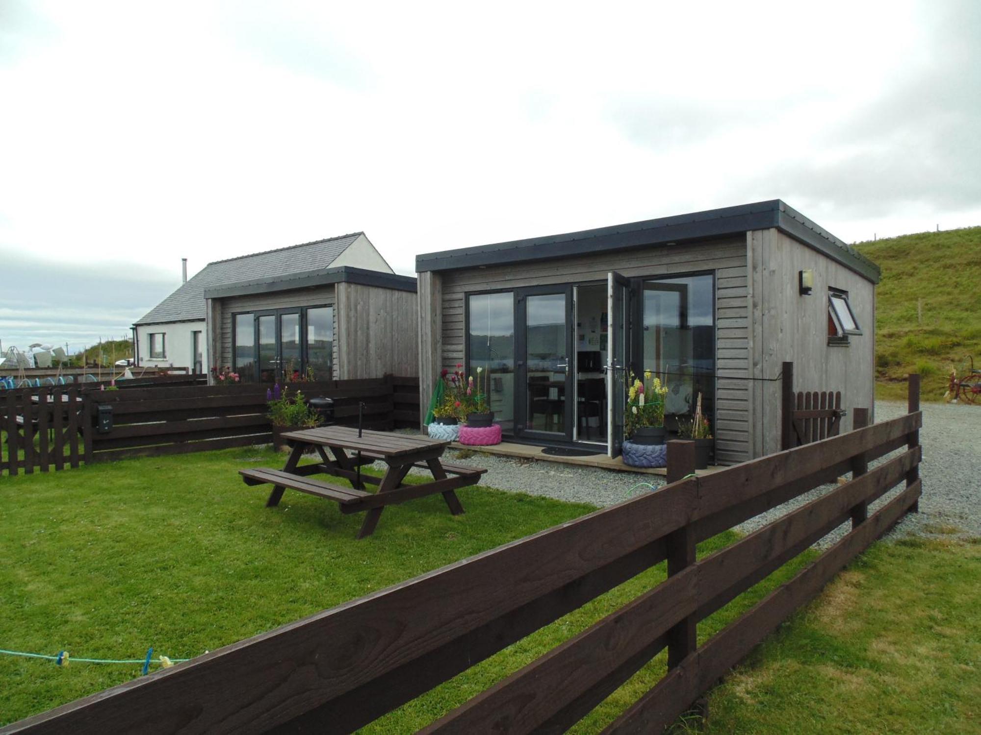 Lampay Chalets Dunvegan  Exterior foto