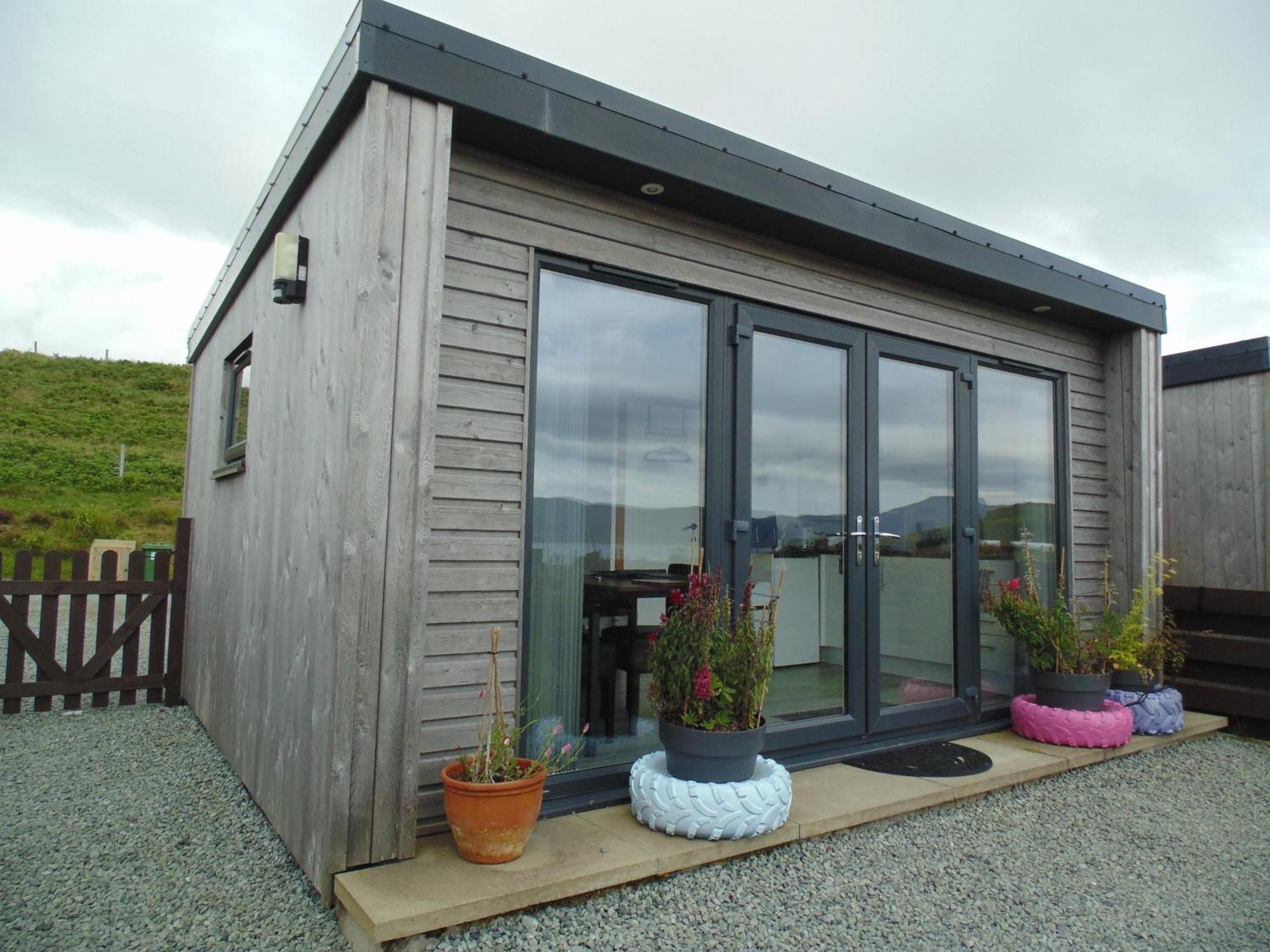 Lampay Chalets Dunvegan  Exterior foto