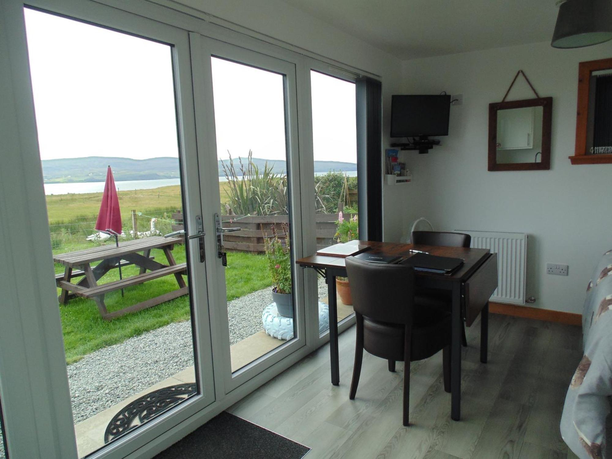 Lampay Chalets Dunvegan  Exterior foto